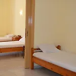 Loula And Hotell